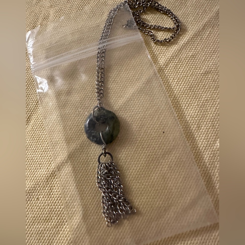 Long necklace-fashion jewelry